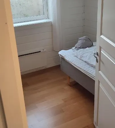 Koselig Leilighet 100m Fra E6 Apartment *